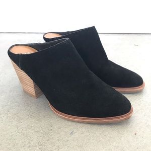 Steve Madden Miilo suede clog mule- Black 6.5